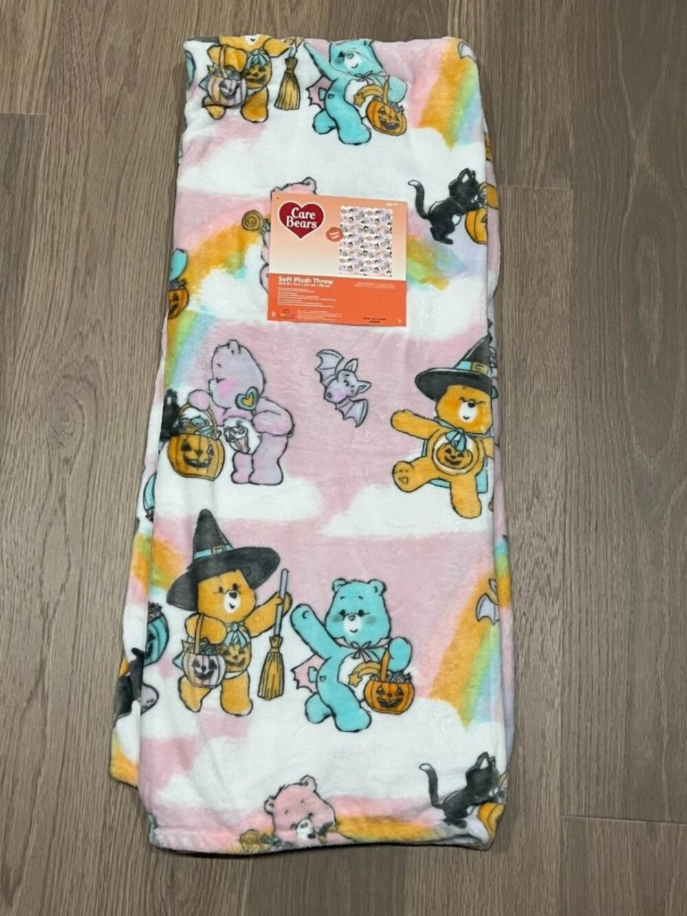 CARE BEARS Pink HALLOWEEN Plush Throw Blanket 50x70 NWT Witch Cat Bats Rainbow